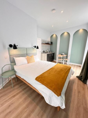Luxury Modern Studio with Ground Floor Access